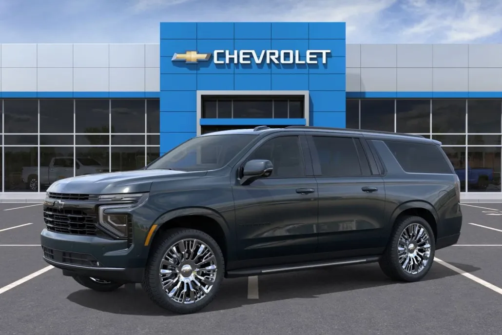 2025 Chevrolet Suburban RST photo 1