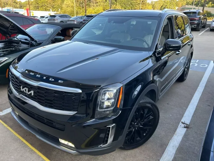 2022 Kia Telluride SX photo 1