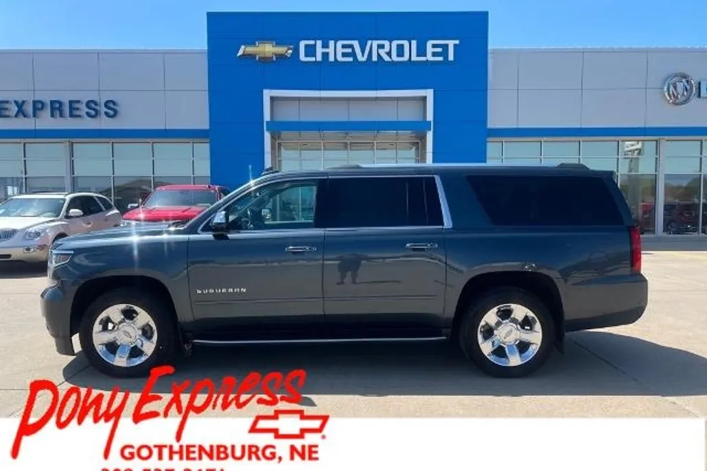 2019 Chevrolet Suburban Premier photo 1