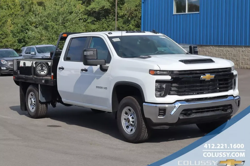 2024 Chevrolet Silverado 3500HD photo 1