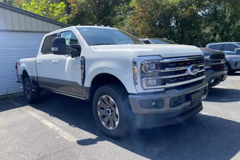 2026 Ford F-350 King Ranch photo 1