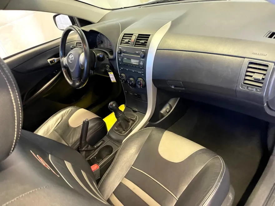 2009 Toyota Corolla photo 20