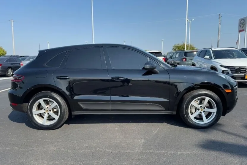 2018 Porsche Macan S photo 1