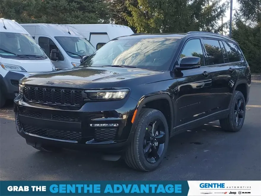 2025 Jeep Grand Cherokee Limited photo 1