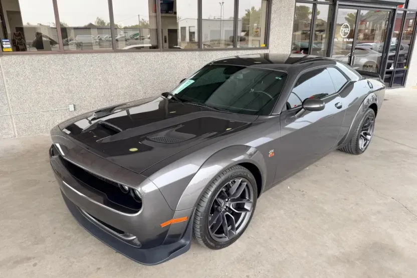 2020 Dodge Challenger R/T Scat Pack photo 1