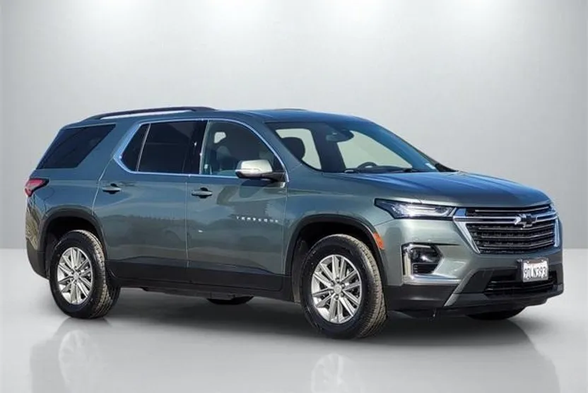 2022 Chevrolet Traverse Cloth 1LT photo 1