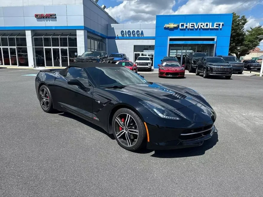 2017 Chevrolet Corvette Stingray 2LT photo 1