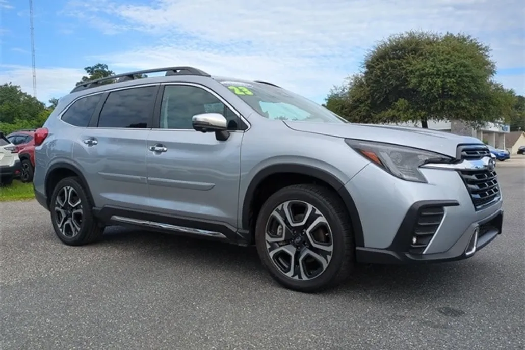 2023 Subaru Ascent Touring photo 1