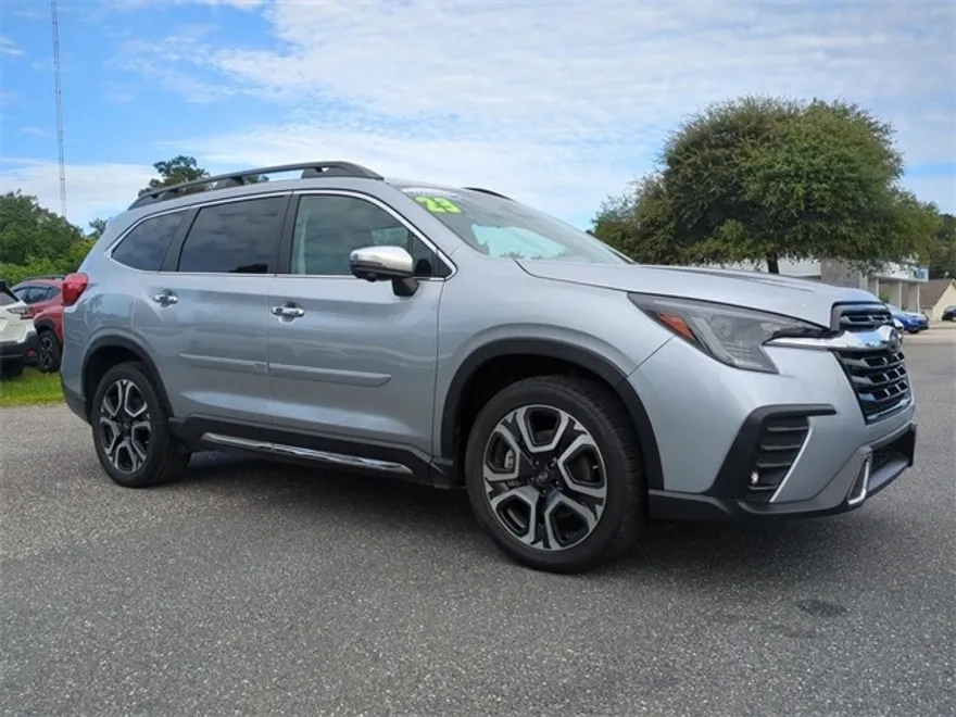 2023 Subaru Ascent Touring photo 1
