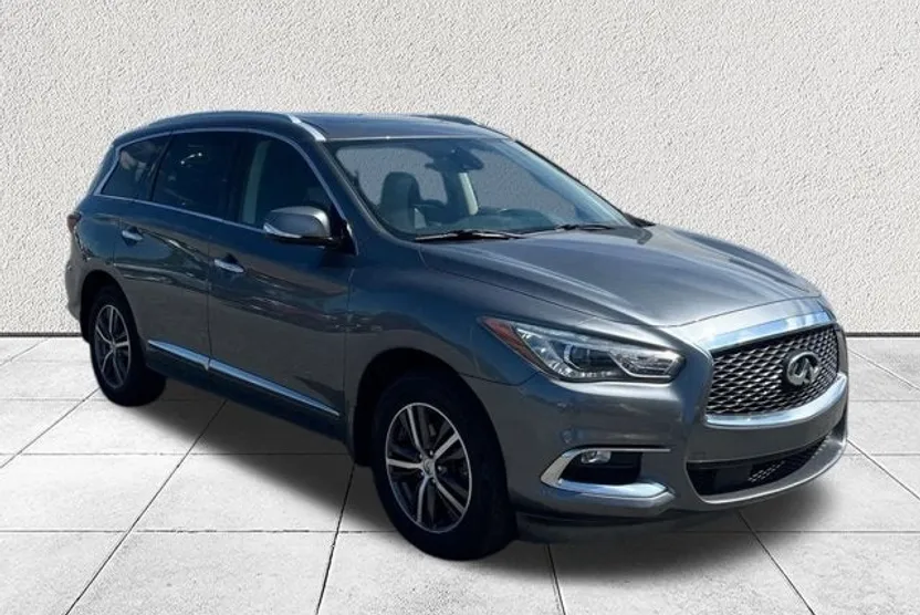 2019 Infiniti QX60 Luxe photo 1
