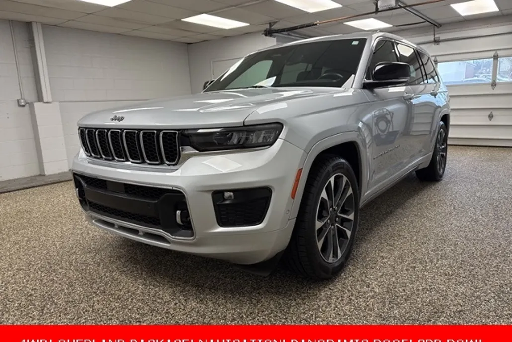 2021 Jeep Grand Cherokee Overland photo 1