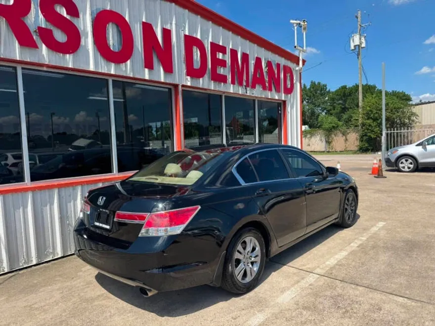 2012 Honda Accord LX-P photo 1