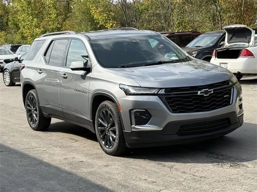 2023 Chevrolet Traverse RS photo 1