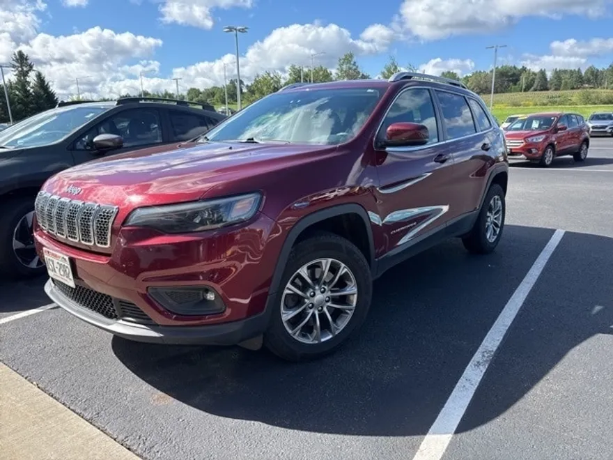 2019 Jeep Cherokee Latitude photo 1