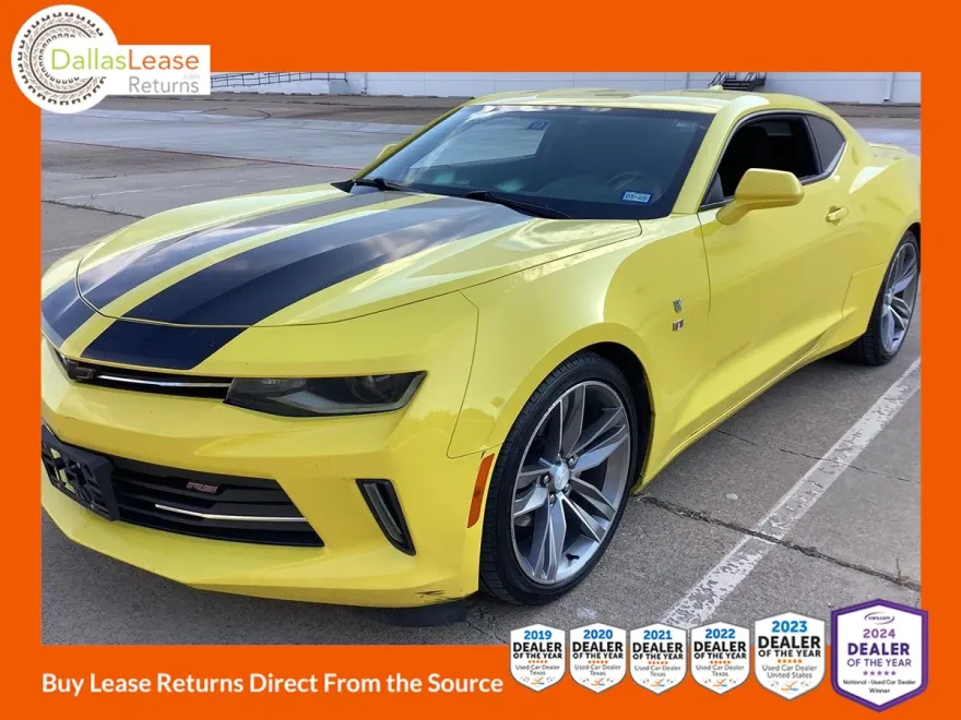 2017 Chevrolet Camaro 1LT RS photo 1