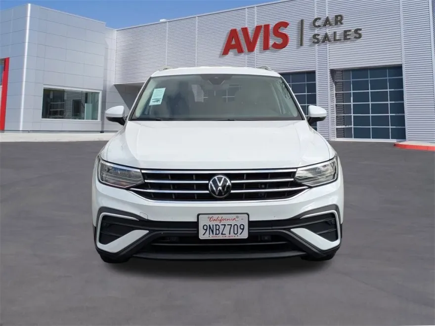 2024 Volkswagen Tiguan SE Wolfsburg Edition photo 1