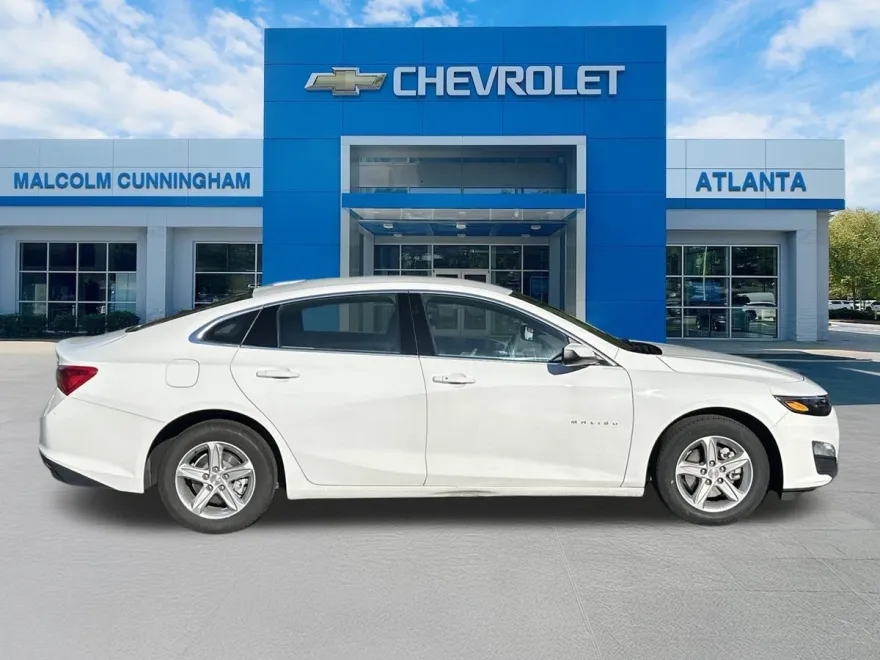 2023 Chevrolet Malibu 1LT photo 1