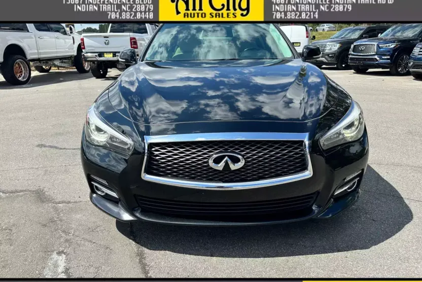 2016 Infiniti Q50 3.0t Premium photo 1
