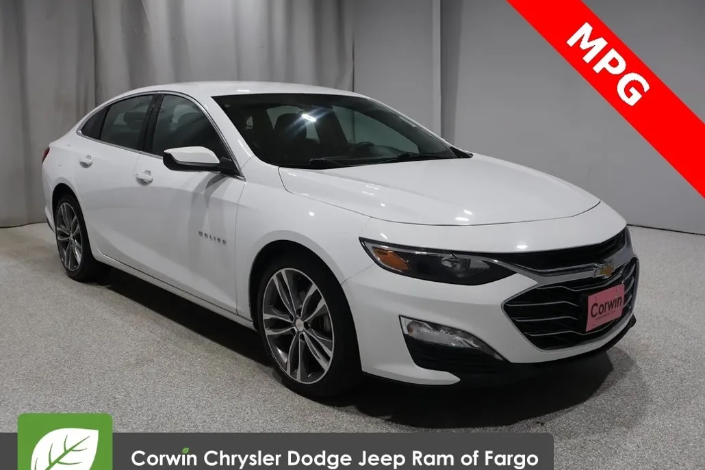 2023 Chevrolet Malibu 1LT photo 1