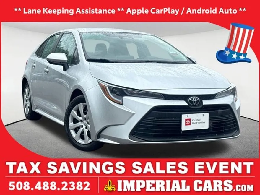 2024 Toyota Corolla LE photo 1