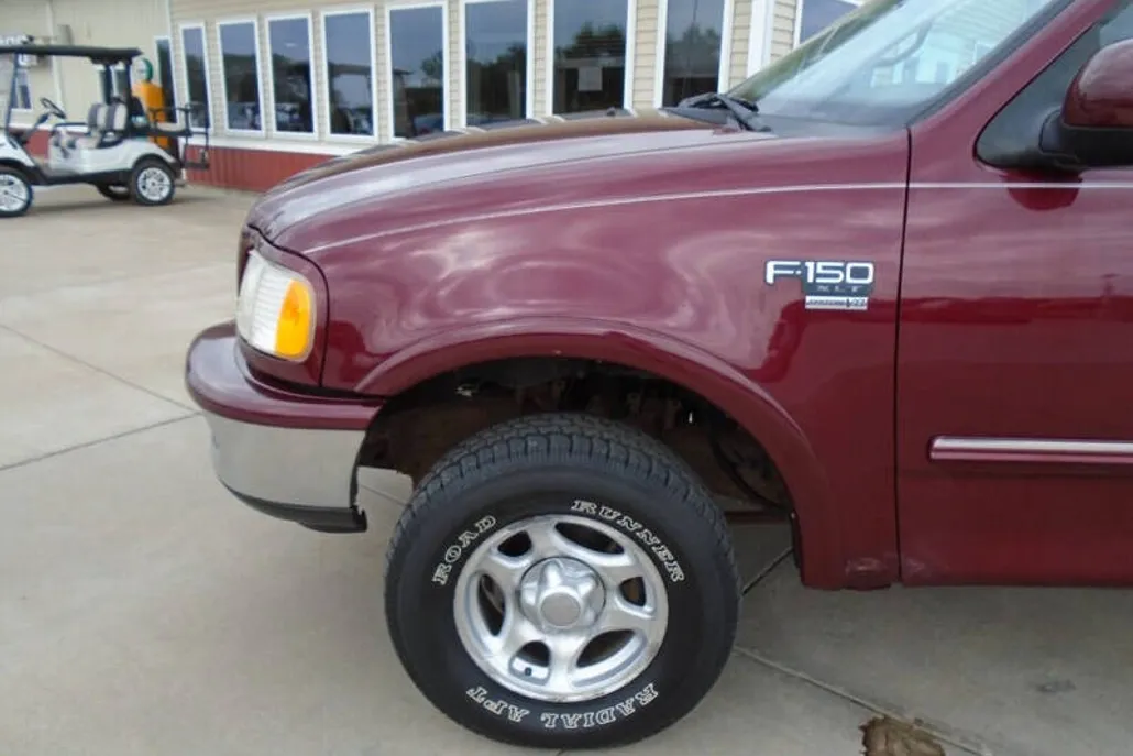 1998 Ford F-150 XLT photo 1