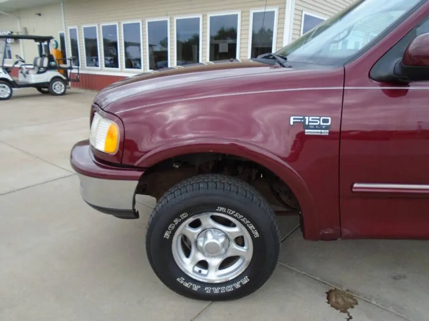 1998 Ford F-150 XLT photo 1