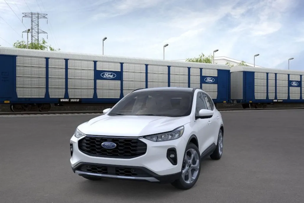2026 Ford Escape ST-Line Select photo 1