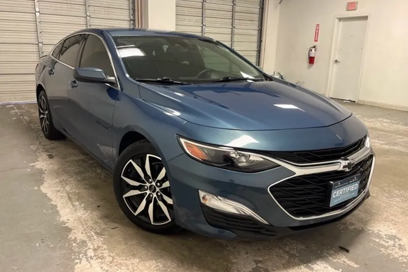 2024 Chevrolet Malibu RS photo 1