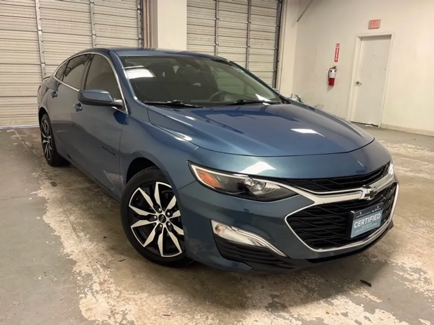 2024 Chevrolet Malibu RS photo 1