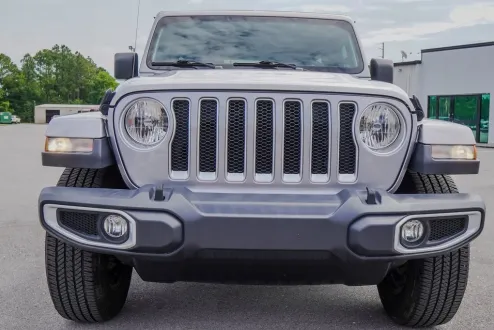 2020 Jeep Wrangler Unlimited Sahara photo 3
