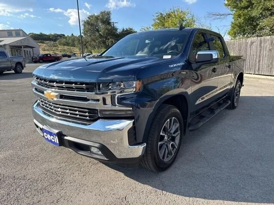 2021 Chevrolet Silverado 1500 LT photo 1