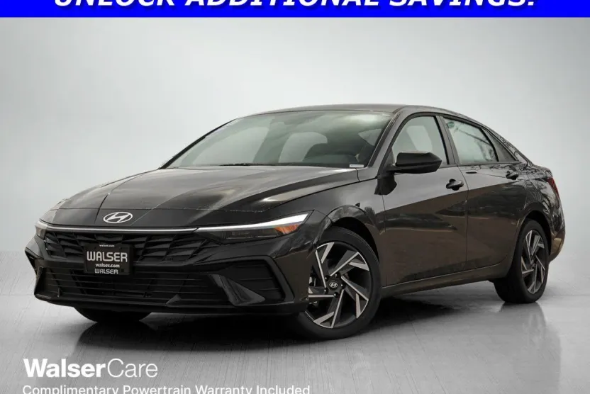 2025 Hyundai Elantra SEL Sport photo 1