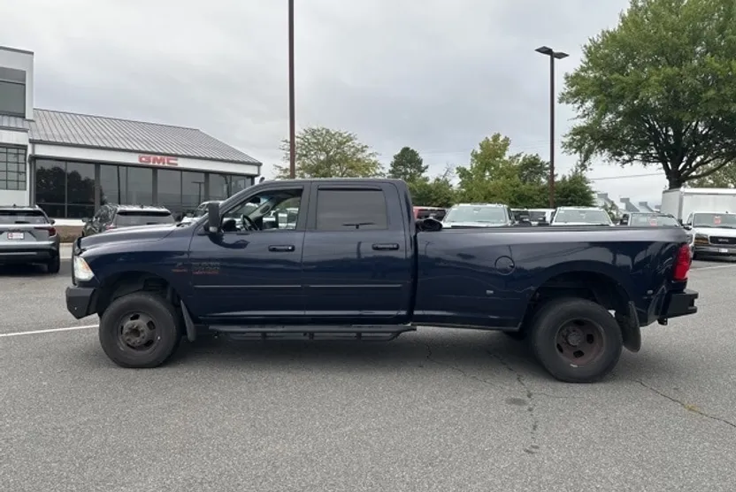 2017 Ram 3500 Big Horn photo 1