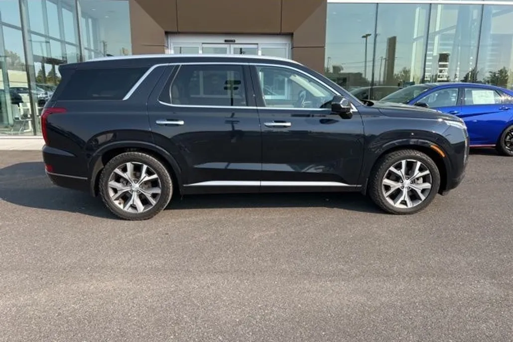 2022 Hyundai Palisade Limited photo 1