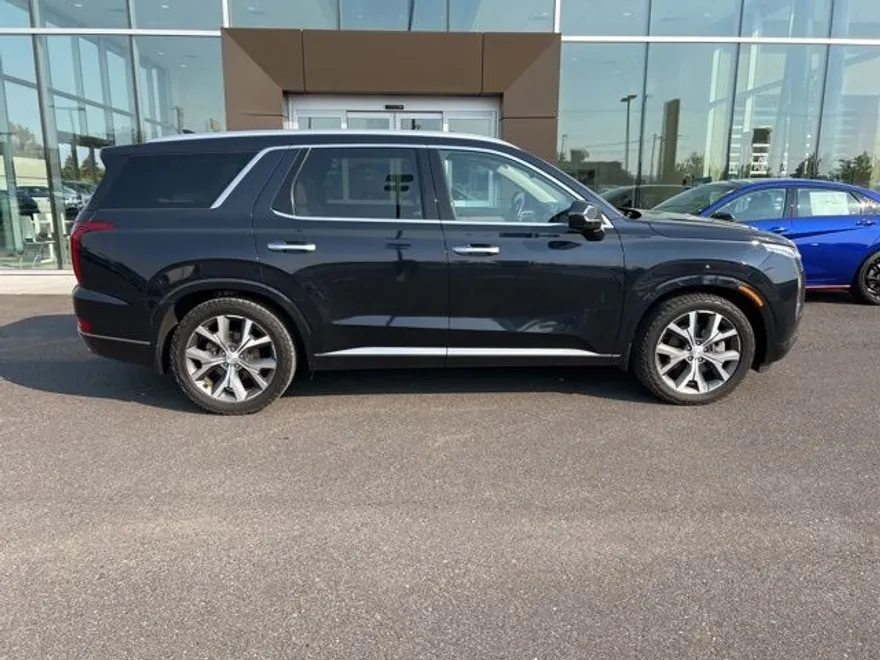 2022 Hyundai Palisade Limited photo 1