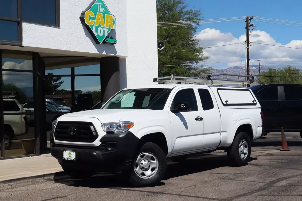 2022 Toyota Tacoma SR photo 1