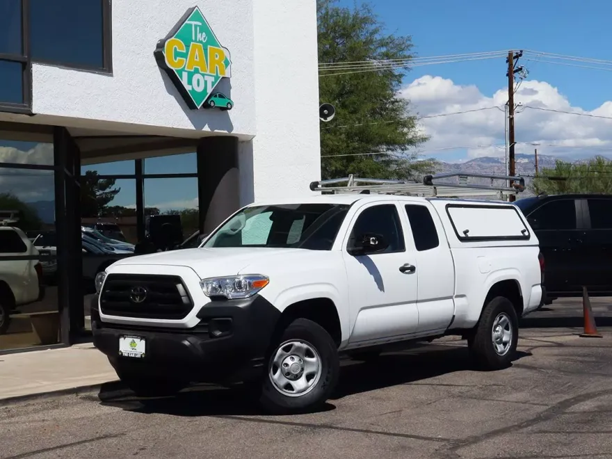 2022 Toyota Tacoma SR photo 1