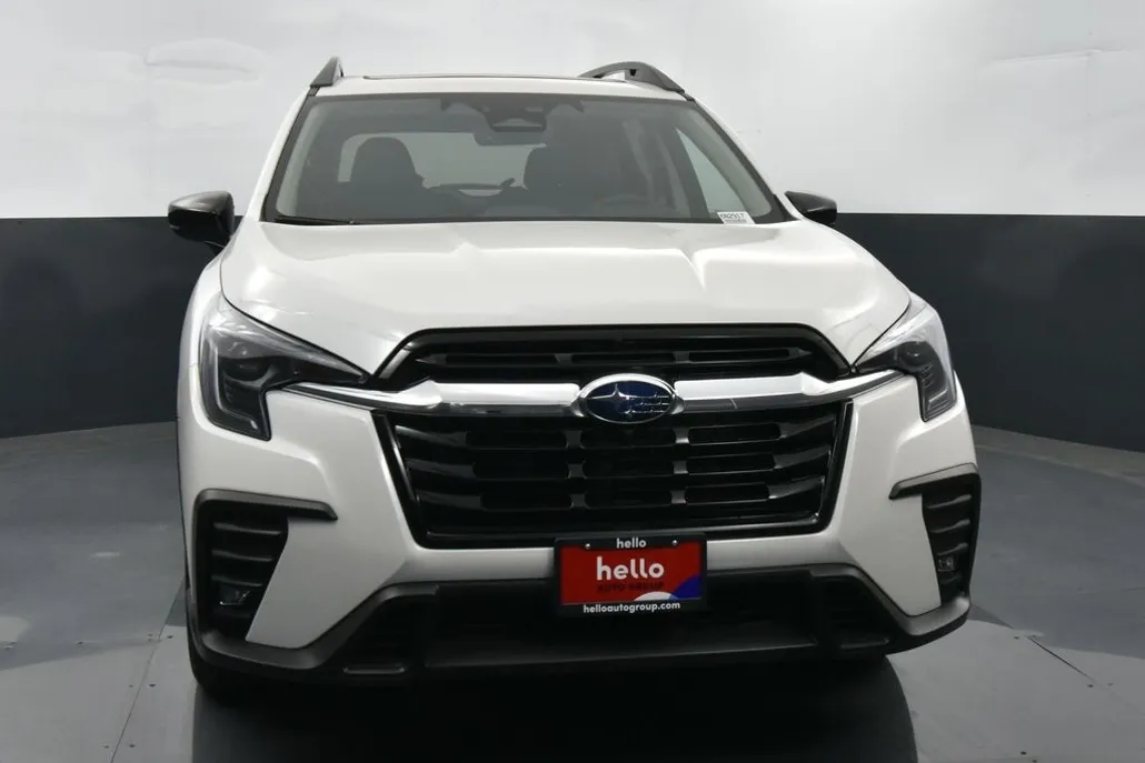 2025 Subaru Ascent Limited photo 1