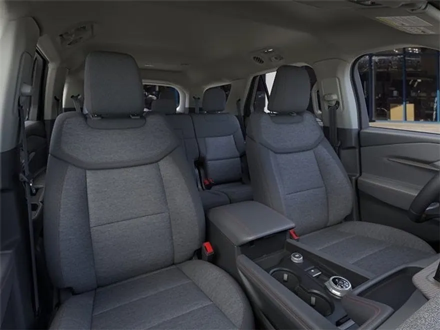 2025 Ford Explorer photo 1