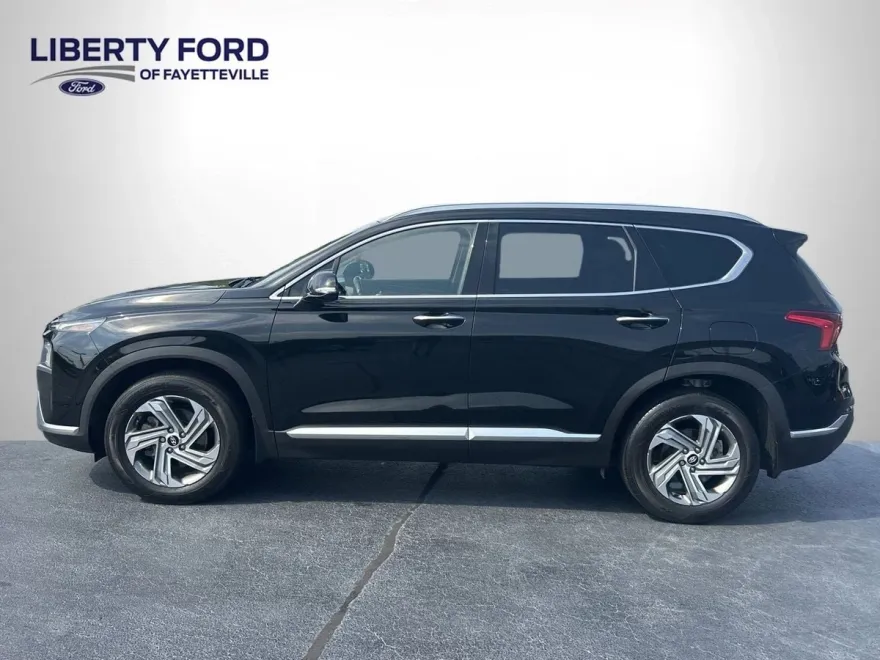 2022 Hyundai Santa Fe SEL photo 1