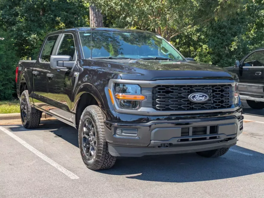 2025 Ford F-150 STX photo 1