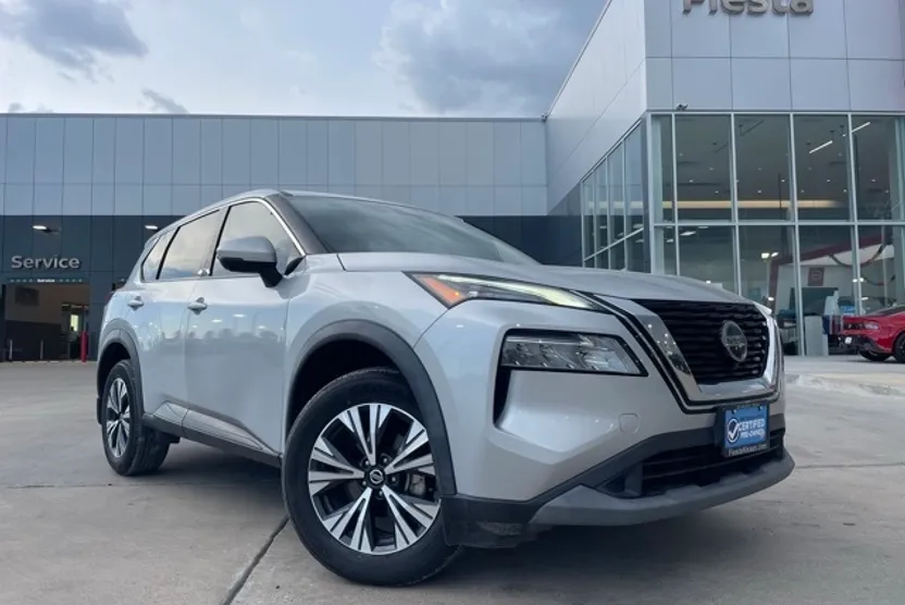 2021 Nissan Rogue SV photo 1