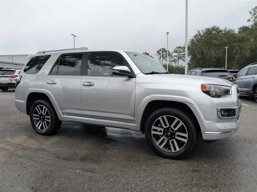 2019 Toyota 4Runner Base photo 1