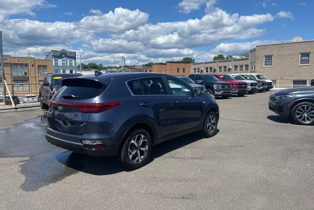 2020 Kia Sportage LX photo 1