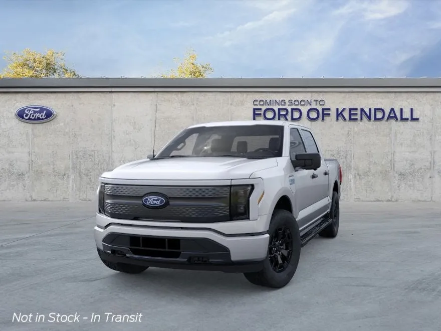 2025 Ford F-150 Lightning XLT photo 1