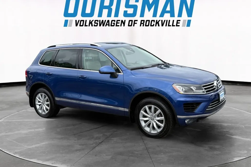 2016 Volkswagen Touareg VR6 FSI photo 1