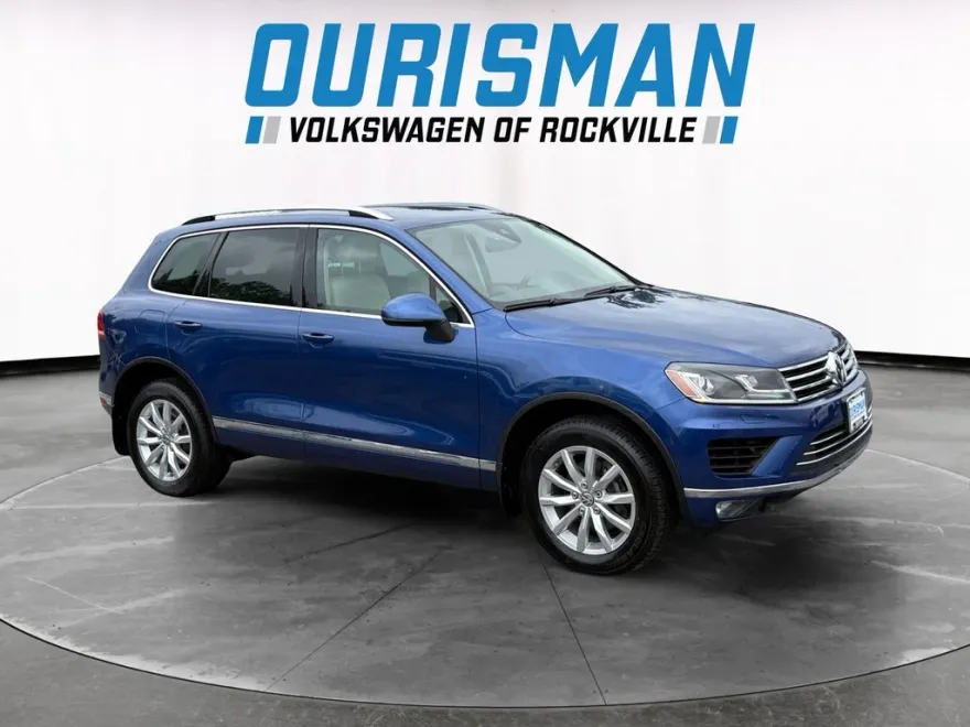 2016 Volkswagen Touareg VR6 FSI photo 1