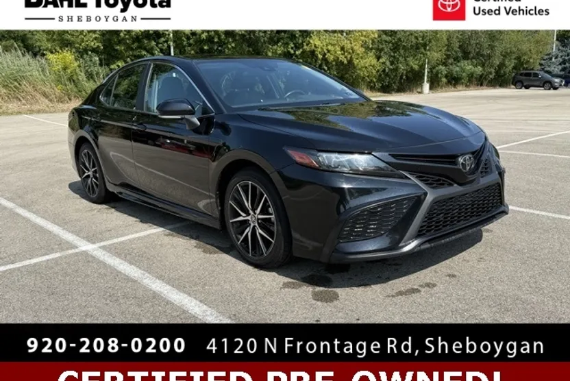 2023 Toyota Camry SE photo 1