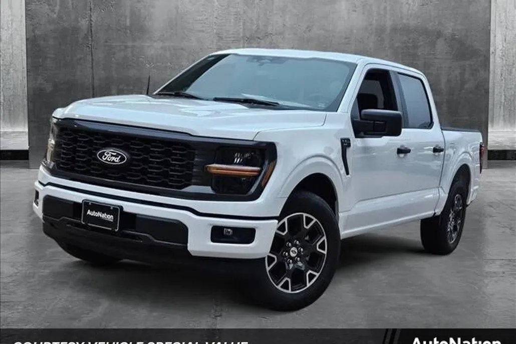 2025 Ford F-150 STX photo 1