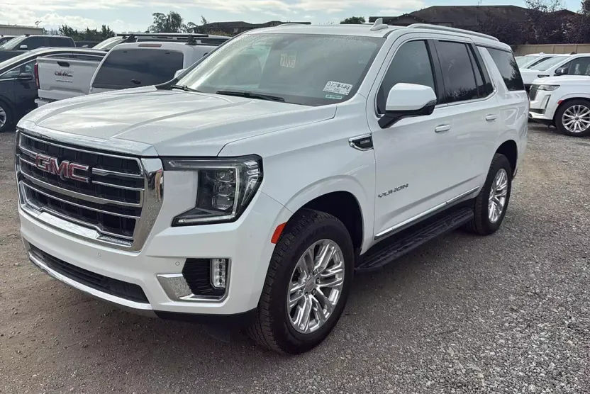 2021 Gmc Yukon SLT photo 1